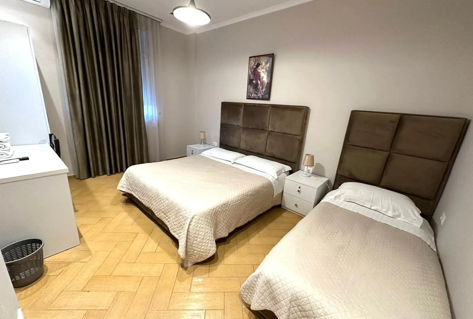 Hotel Nobel Center Tirana 3*,  Albânia