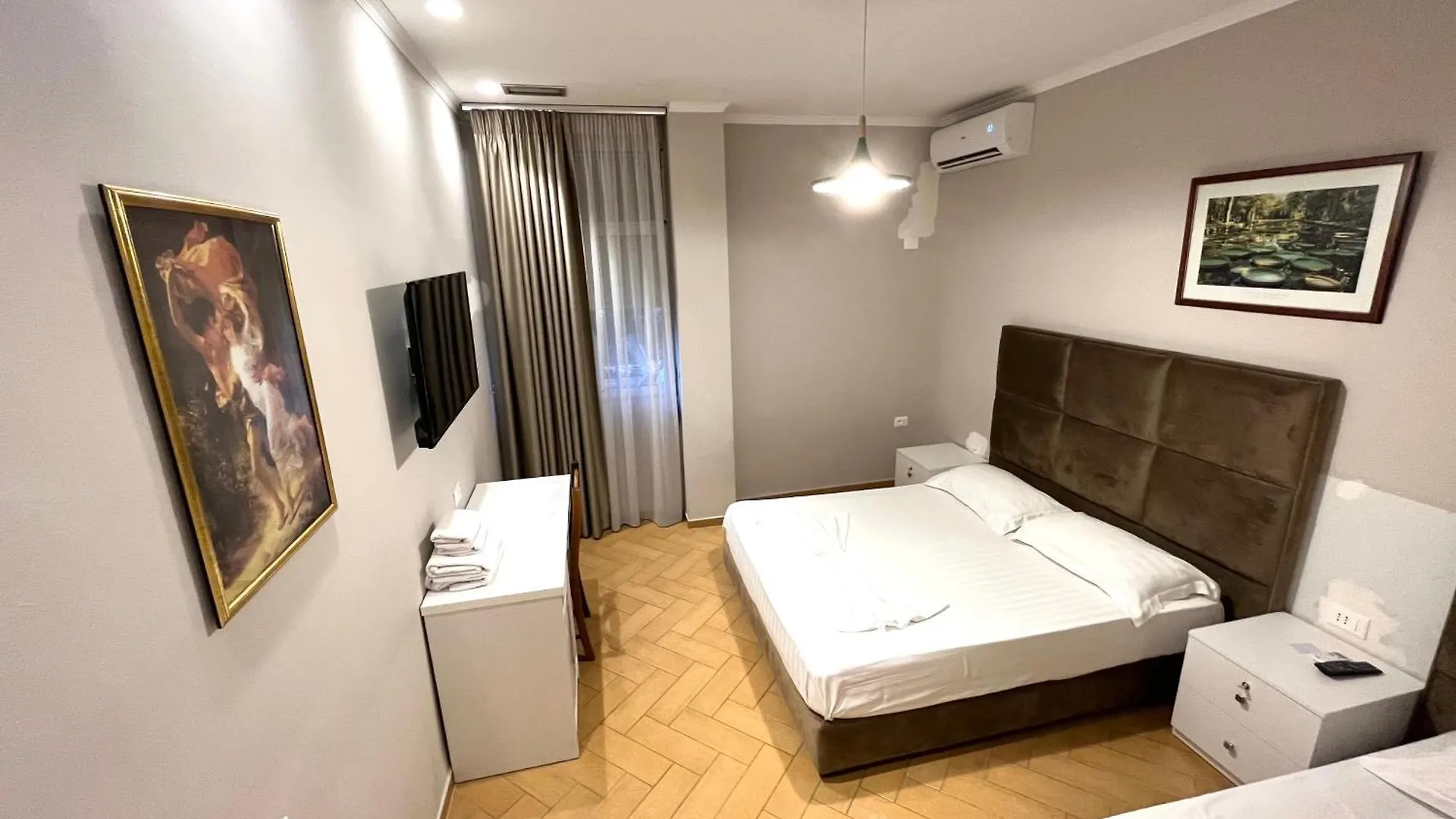 Hotel Nobel Center Tirana